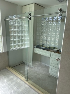 FRAMELESS SHOWER DOORS/TRADITION FL/PORT ST Lucie FL